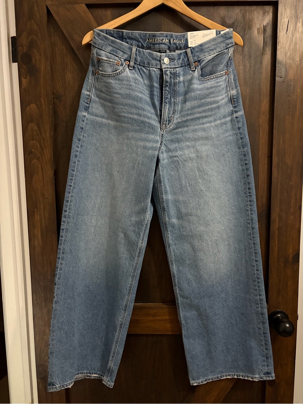 American Eagle Women’s Curvy Super High-Rise Baggy Straight Jeans - Short